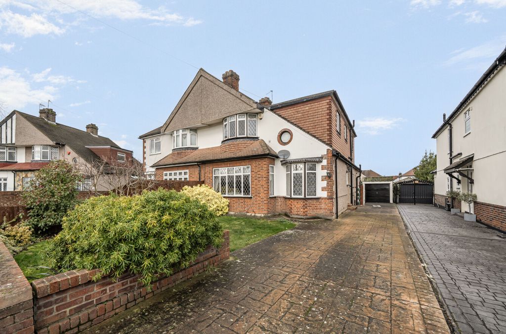 Property photo 1 of 15 Front1