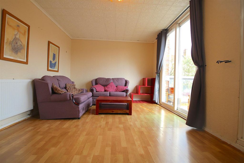 Property photo 1 of 7 Img_1047.Jpg