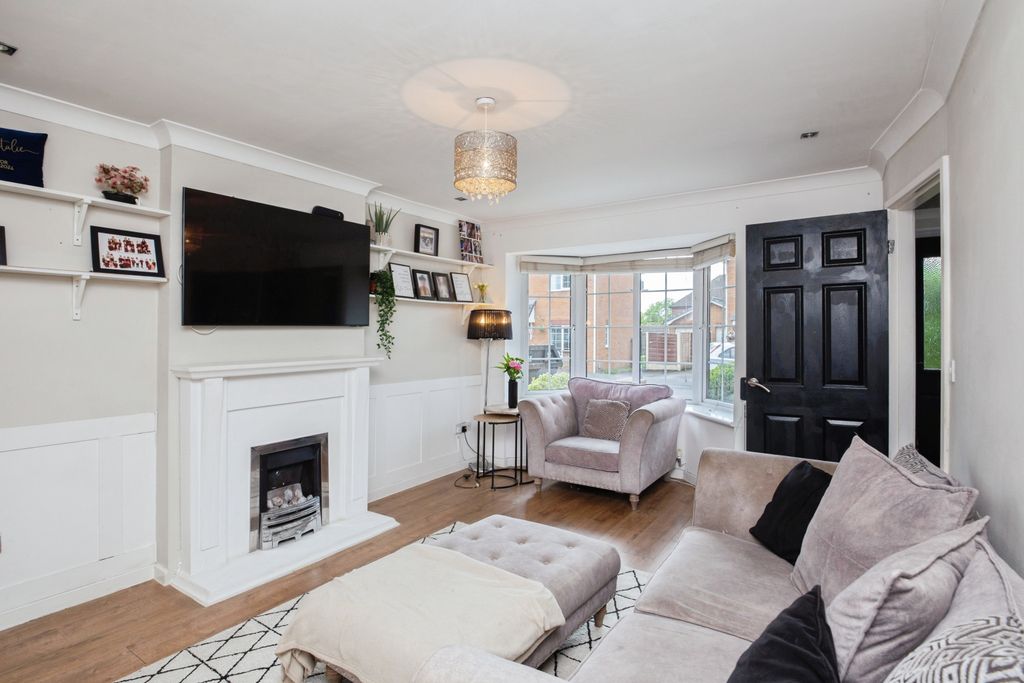 Property photo 2 of 15