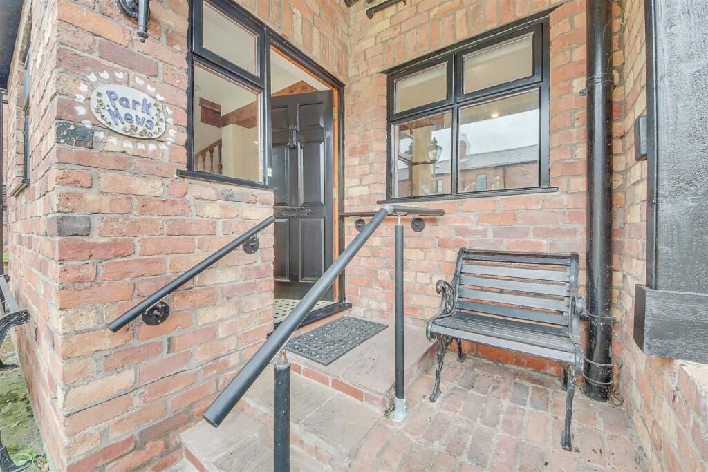 Property photo 2 of 37 4267553