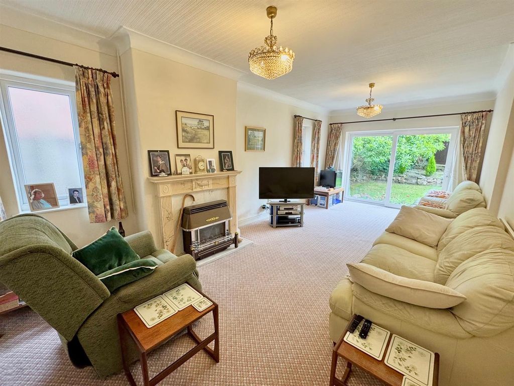 Property photo 3 of 14 One.Jpg