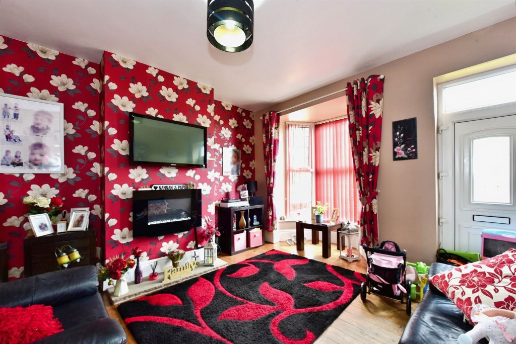 Property photo 2 of 14