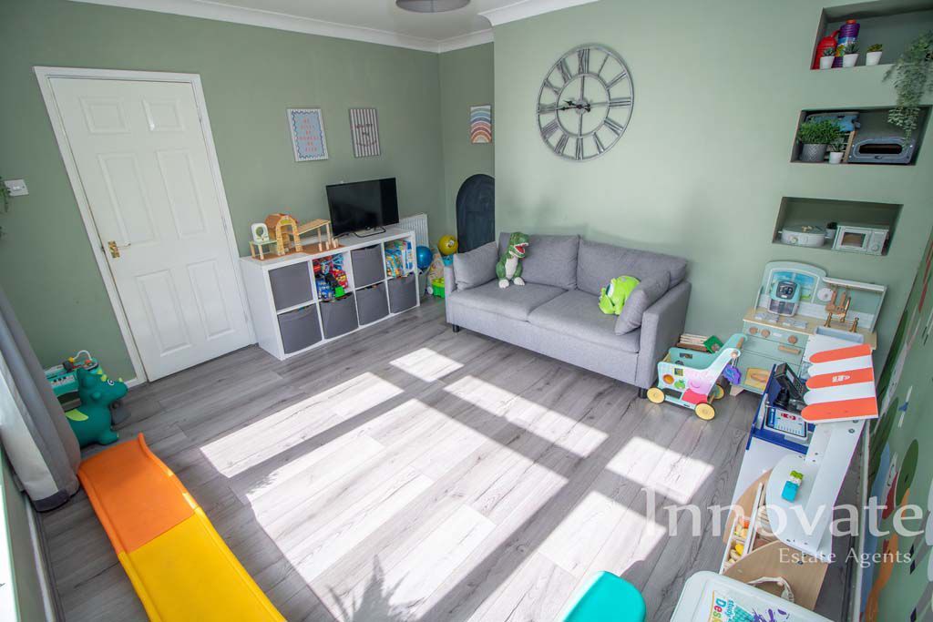 Property photo 2 of 14 Photo 1