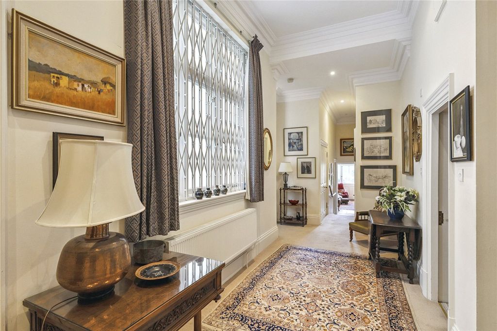 Property photo 3 of 15 Hallway