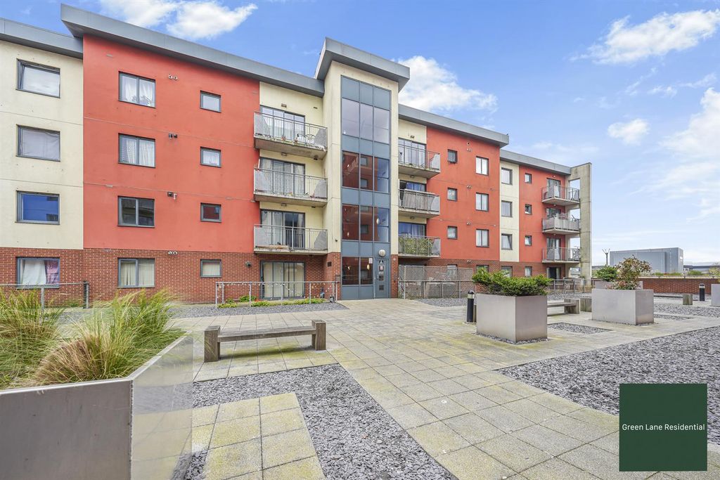 Property photo 1 of 17 Dsc03939.Jpg