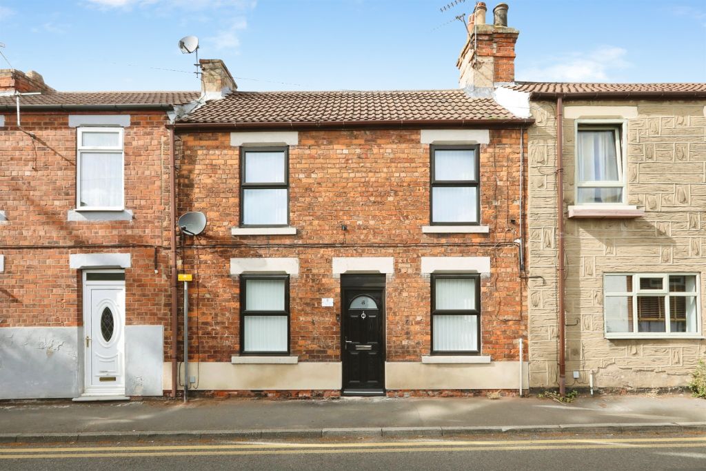 Property photo 1 of 12