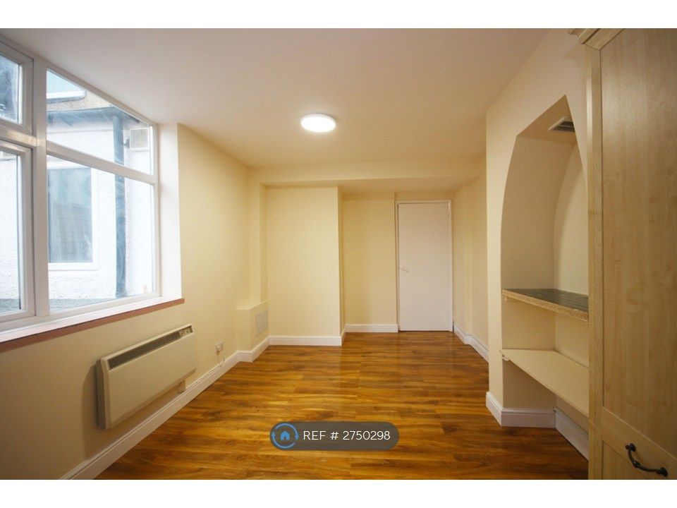 Property photo 1 of 4