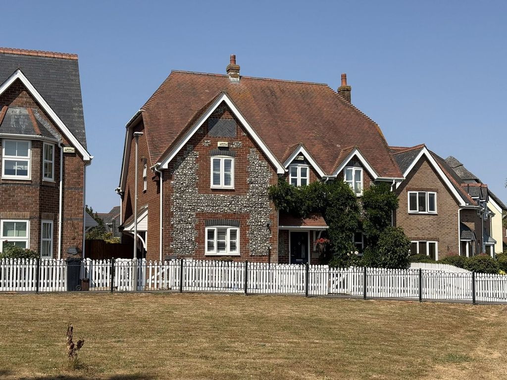 Property photo 1 of 23