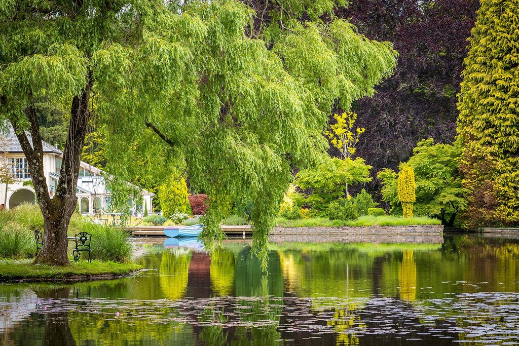 Property photo 3 of 45 House. Partnership