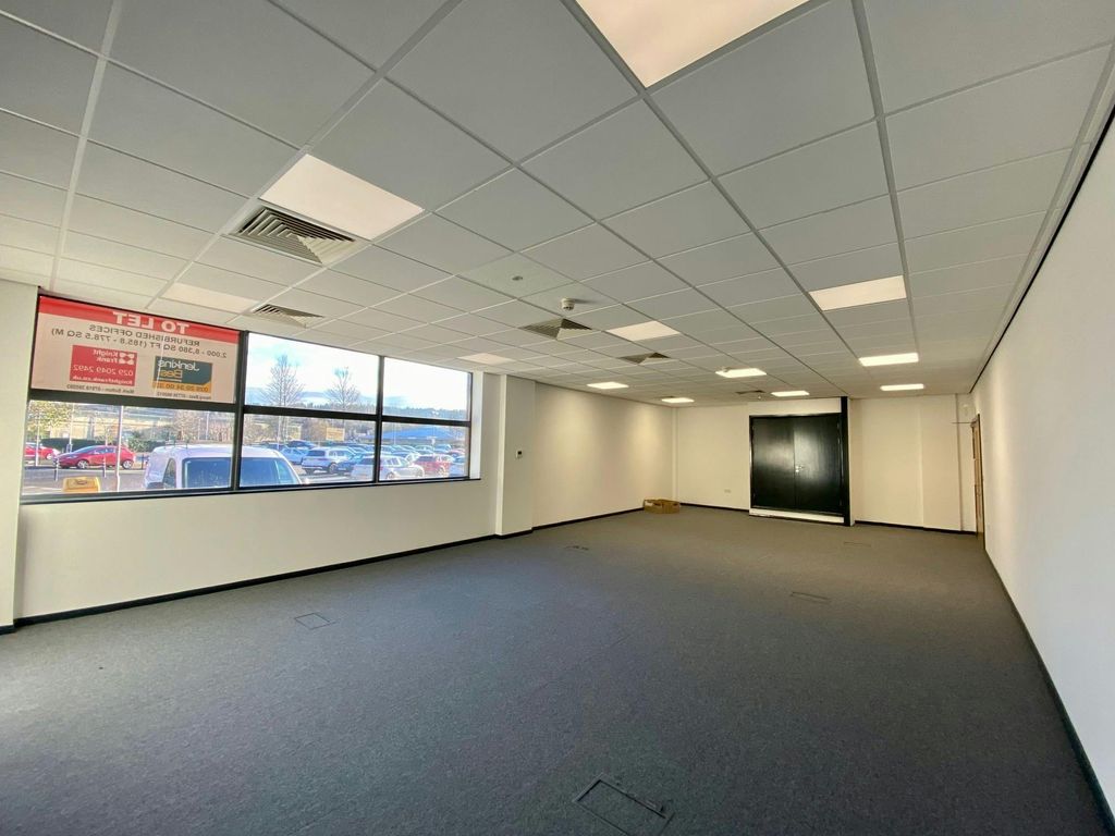 Property photo 2 of 8 Suite A 03.Jpg