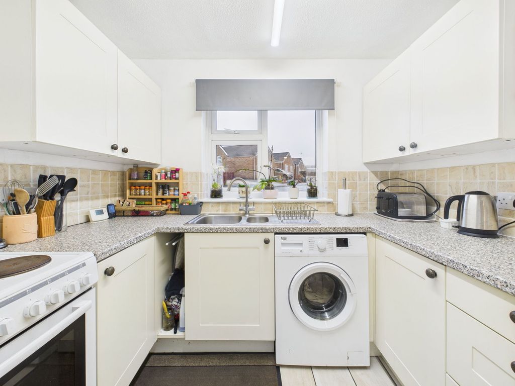 Property photo 3 of 9