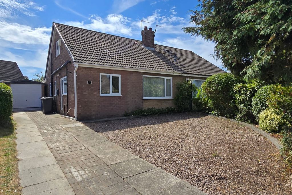 Property photo 1 of 35