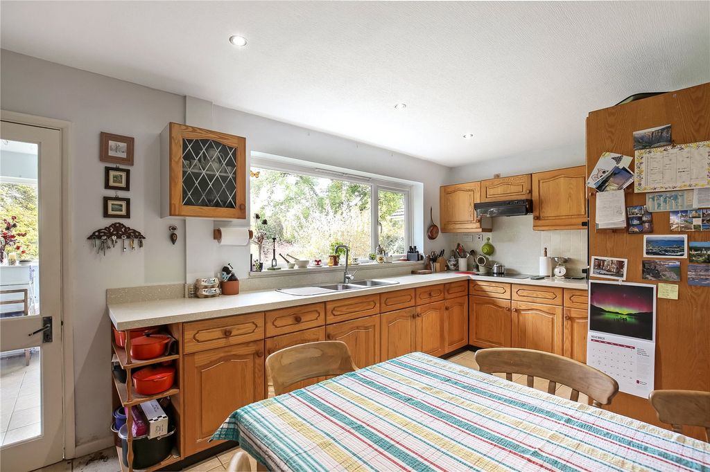 Additional image 8 of 4 bed bungalow for saleSaunders Lane, Awbridge, Romsey, Hampshire SO51
