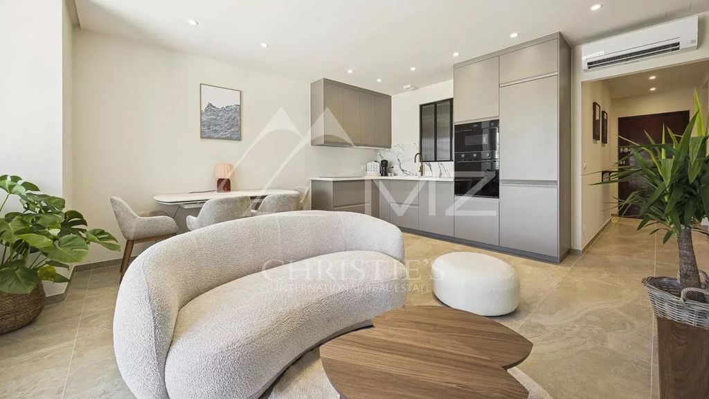 Property photo 1 of 10 Montfleury District, Ideal Pied-À-Terre And Investment