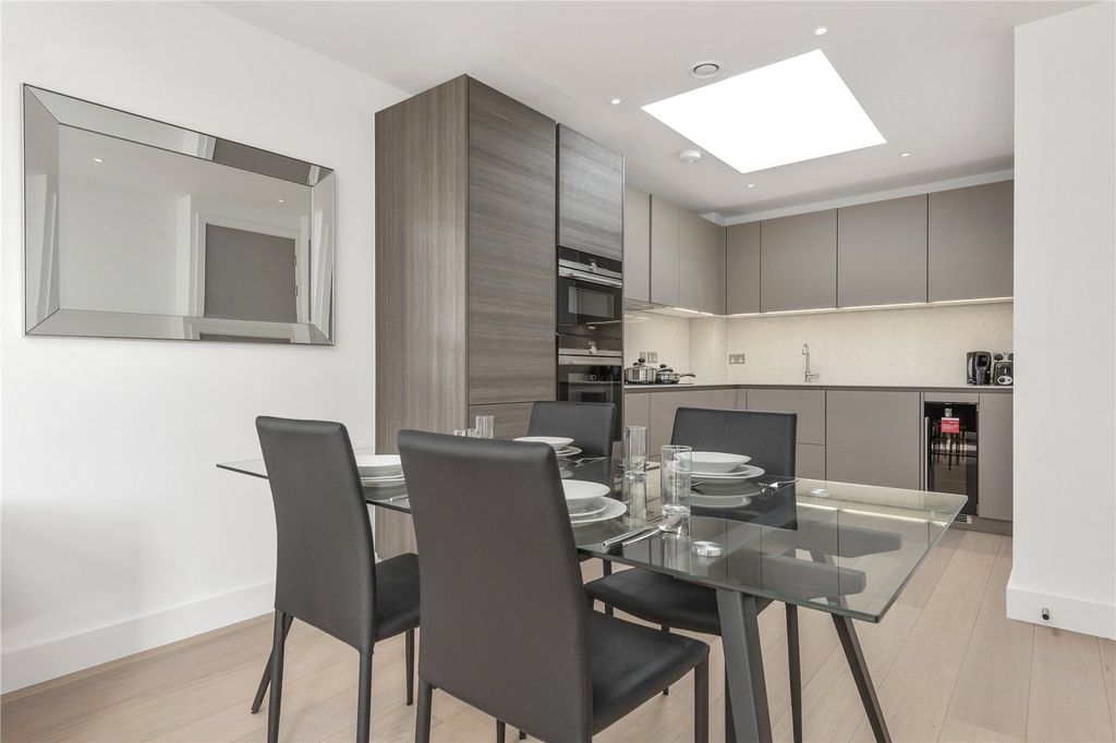 Property photo 3 of 10 Reception Room