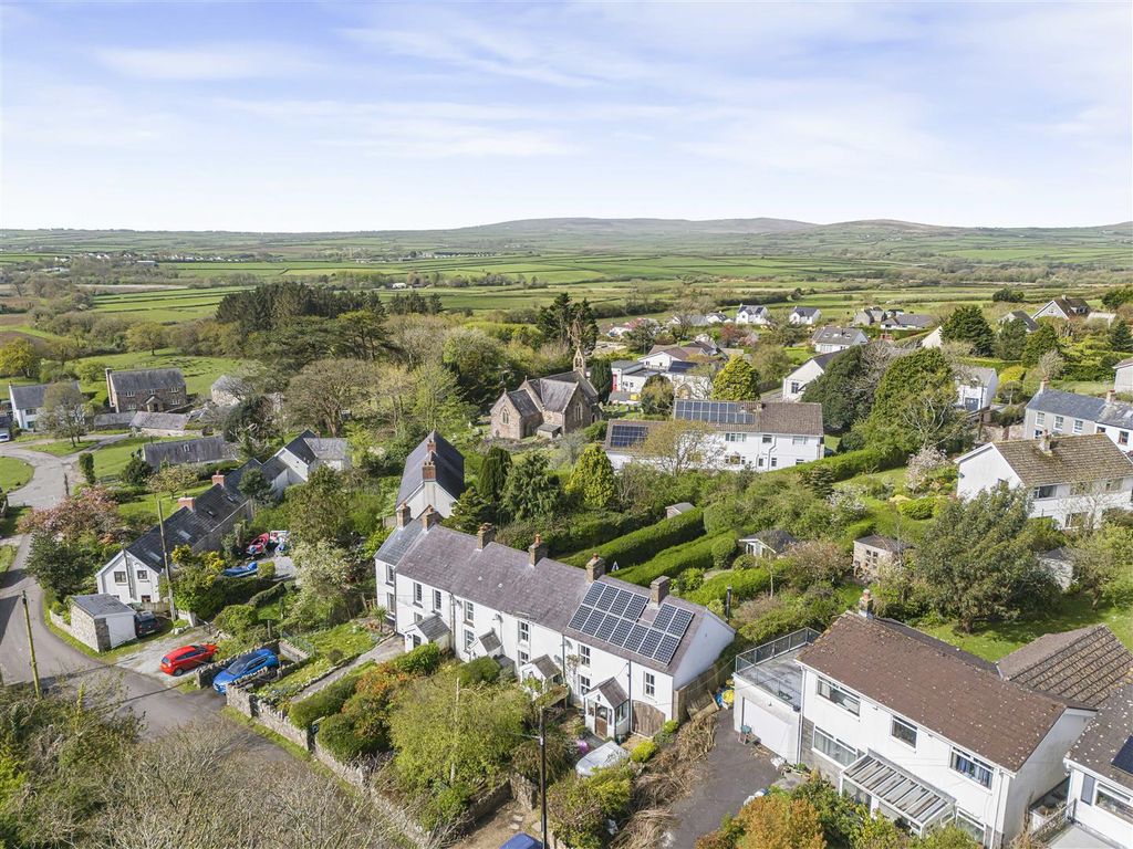 Property photo 3 of 25 Aerial Aspect