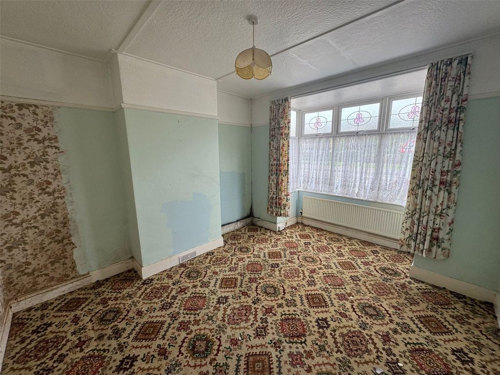 Property photo 3 of 8 Picture No. 02