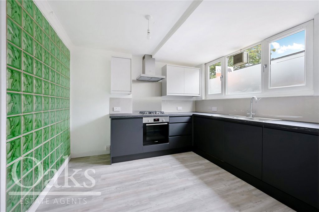 Property photo 2 of 10 Picture No. 03