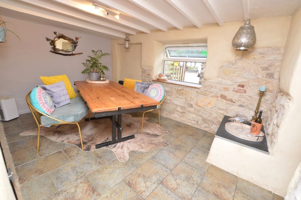 Property photo 3 of 25 Picture No. 09