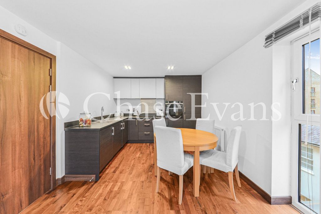 Property photo 2 of 15 Kitchen