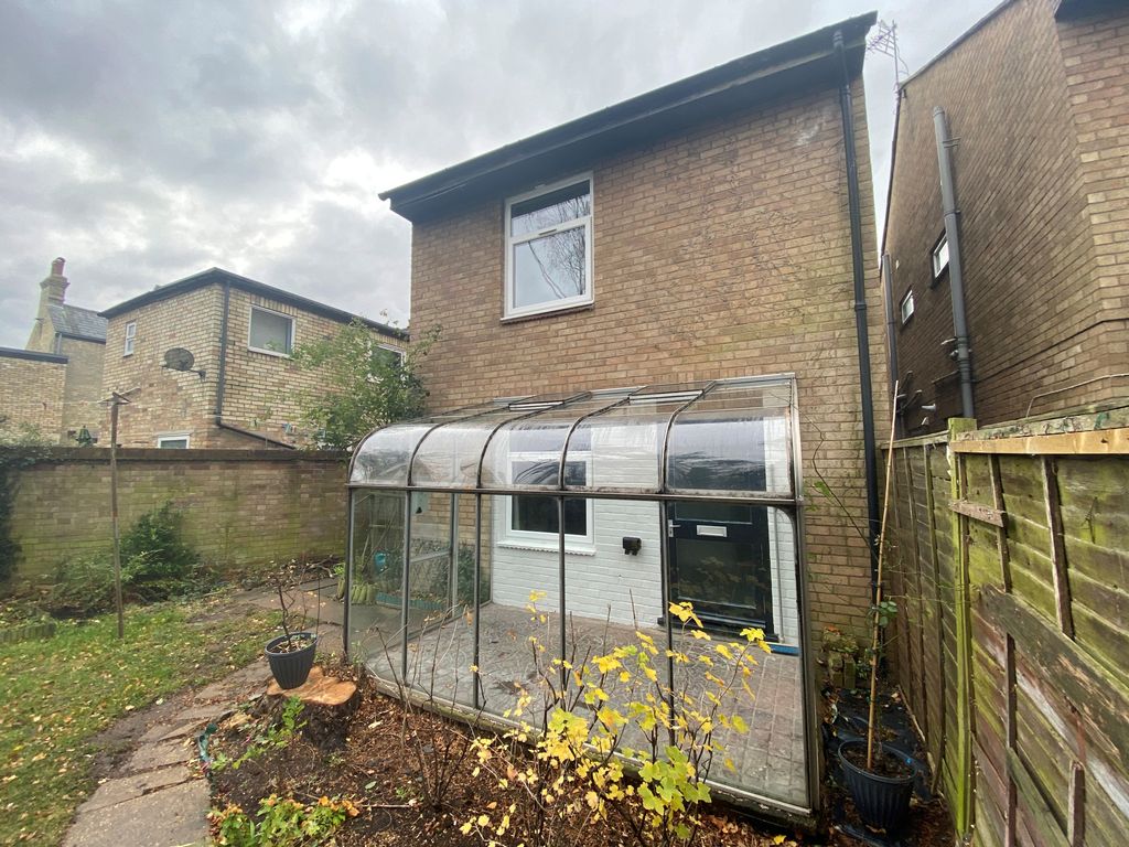 Property photo 3 of 7