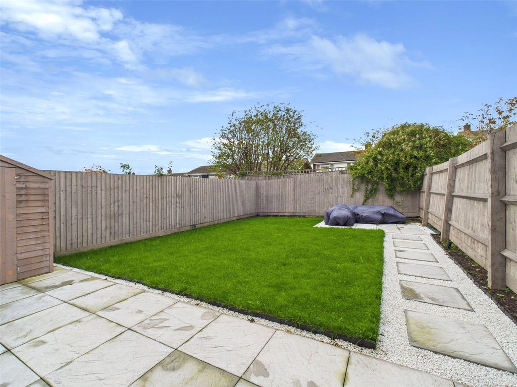 Property photo 3 of 16 Garden