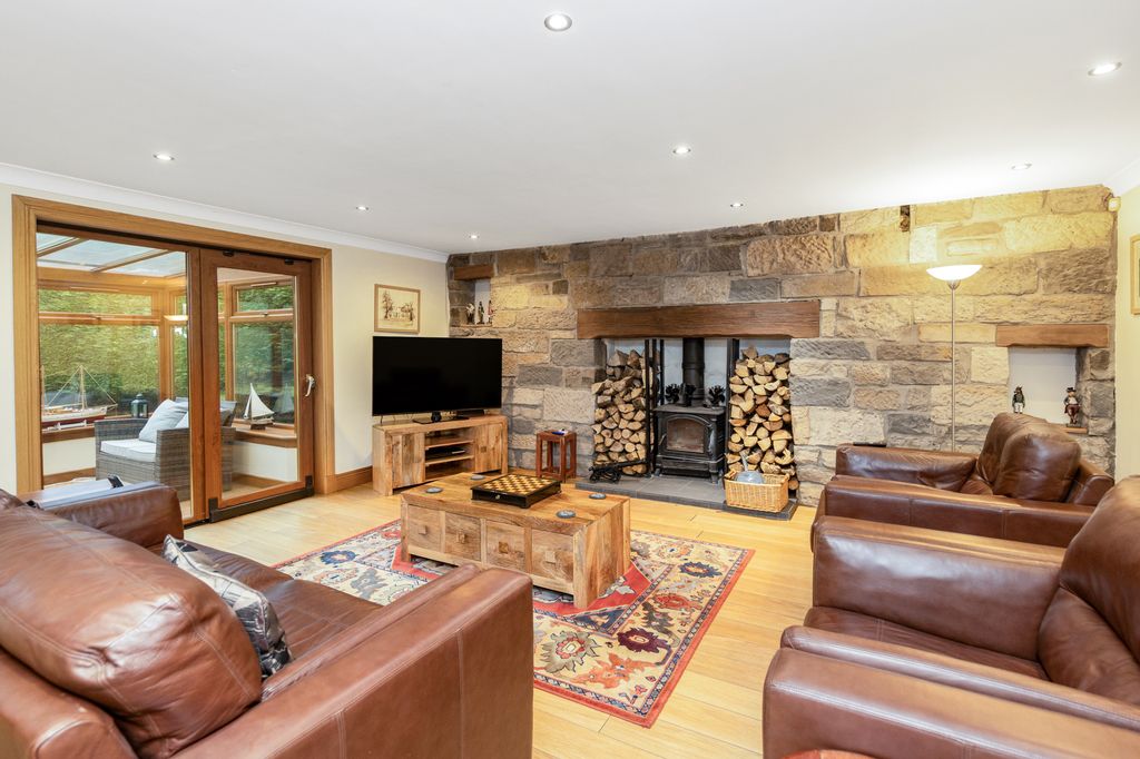 Property photo 2 of 34 Property Image 2