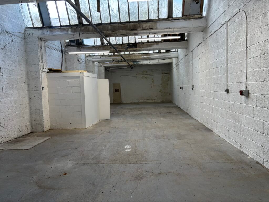 Property photo 3 of 4