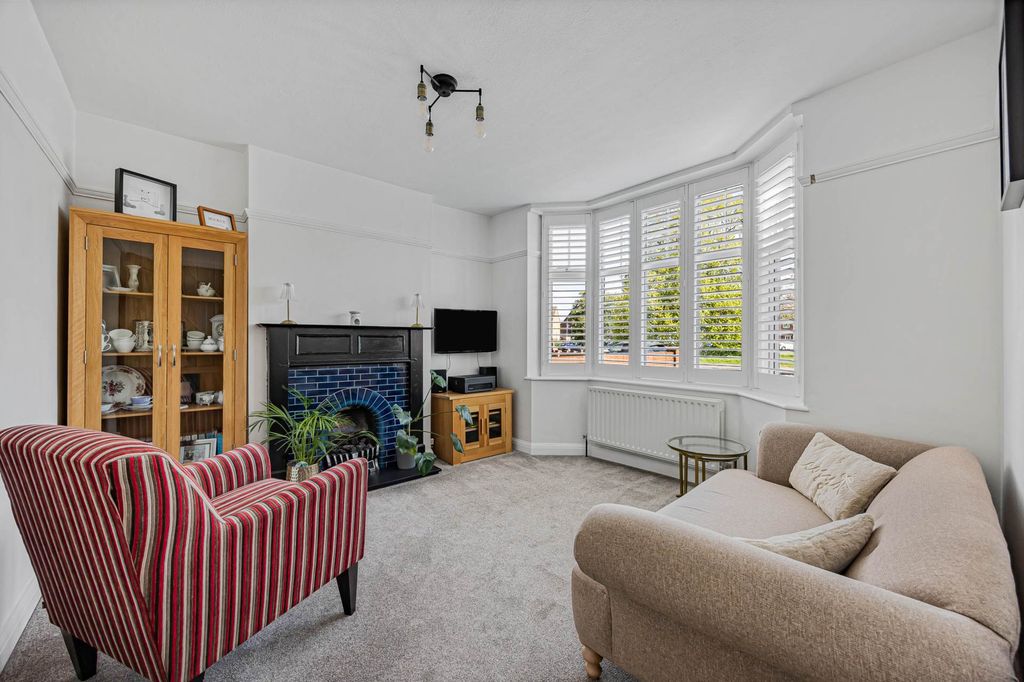 Property photo 2 of 22