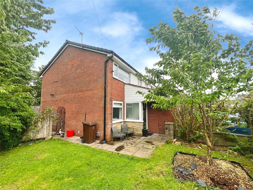 Property photo 2 of 14 Side External