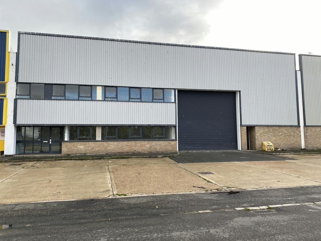 Property photo 1 of 4 Tonbridge - Deacon Te New Main 1.Jpg