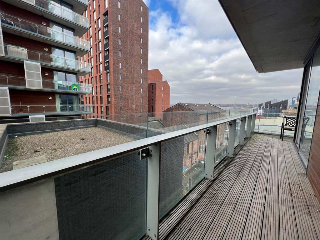 Property photo 3 of 9