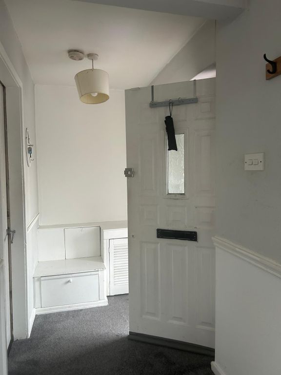 Property photo 3 of 12 Gallery