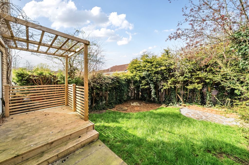 Property photo 3 of 17 Back Garden