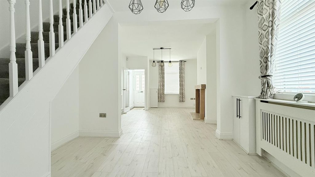 Property photo 2 of 10 Fullsizerender-5.Jpeg