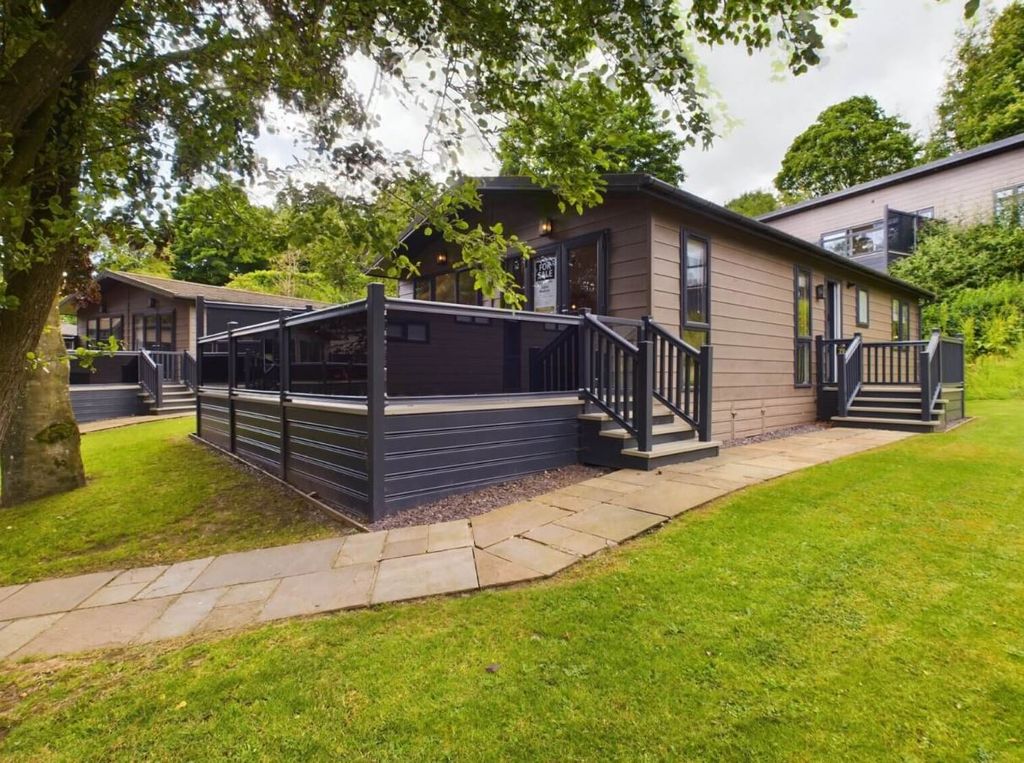 Property photo 1 of 23 21