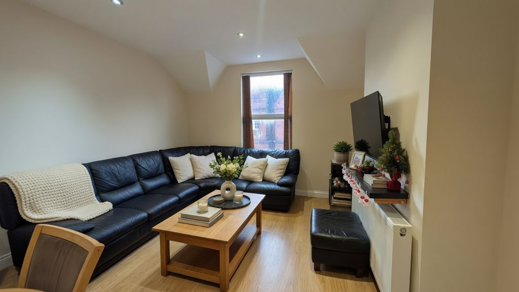 Property photo 2 of 6 Photo 10