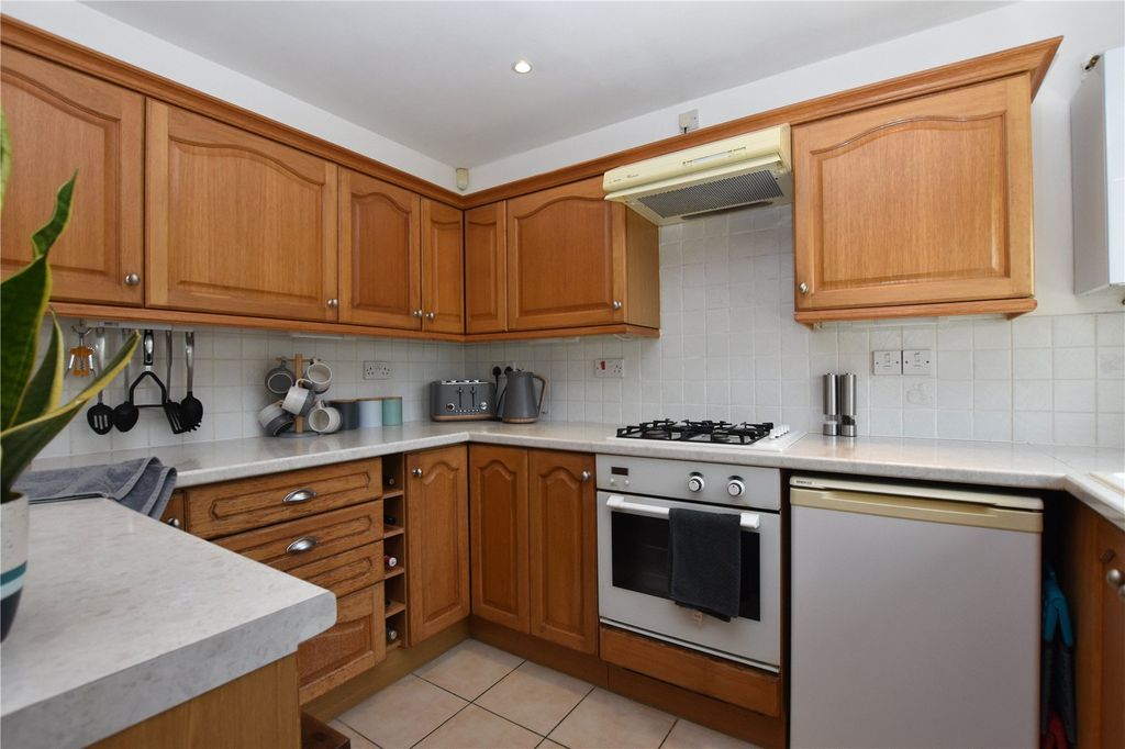 Property photo 2 of 20 Picture No. 02