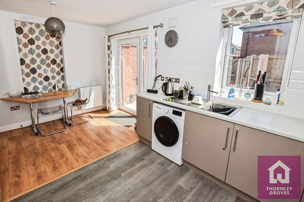 Property photo 2 of 10 Picture No. 39