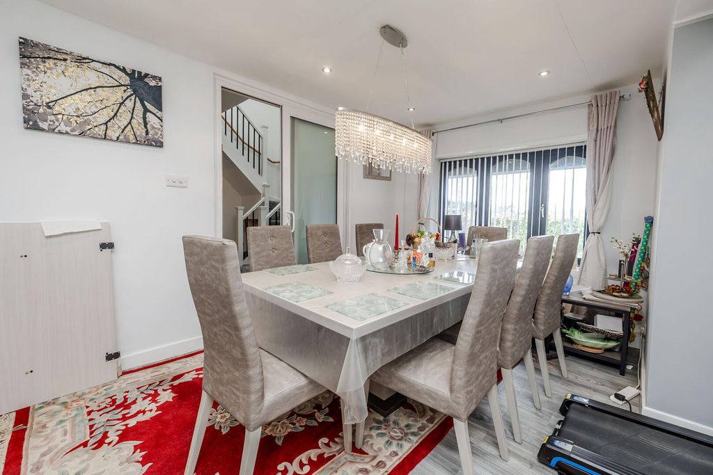 Additional image 9 of 6 bed property for saleRunnymede Road, Darras Hall, Ponteland, Newcastle Upon Tyne NE20