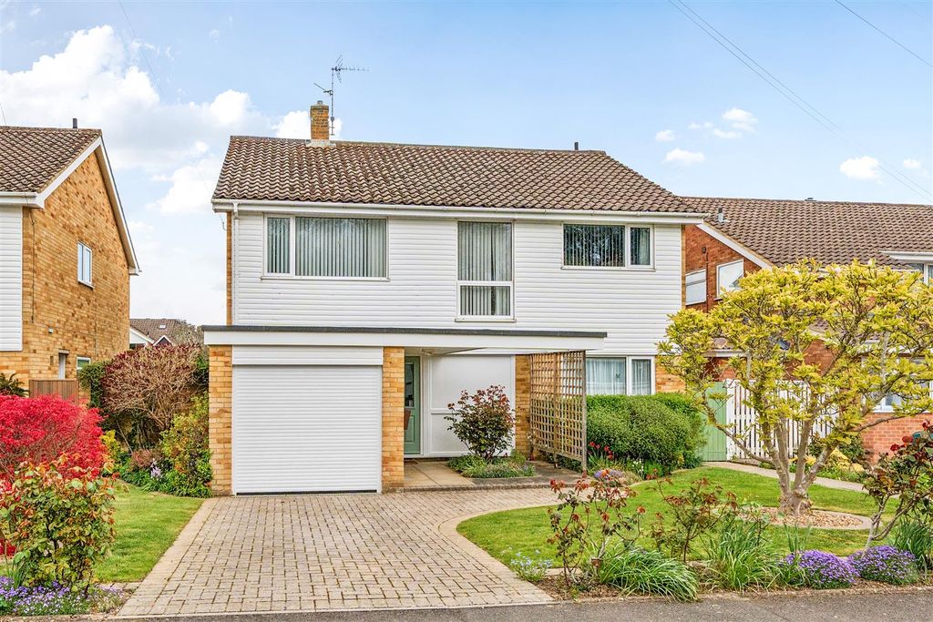 Property photo 1 of 40 1446464-21-69dcc6995E7Ac.Jpg