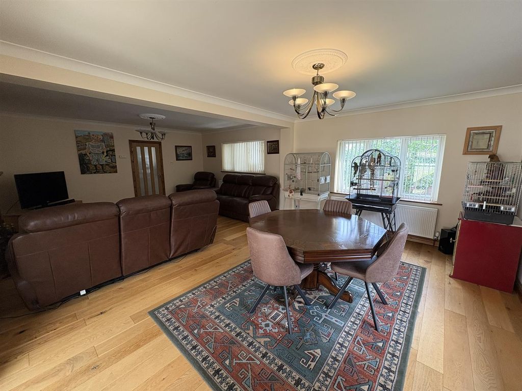 Additional image 7 of 2 bed detached bungalow for saleWelton Road, Daventry NN11