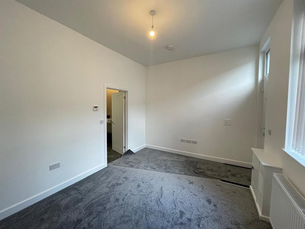 Property photo 3 of 11 Reception Room 1