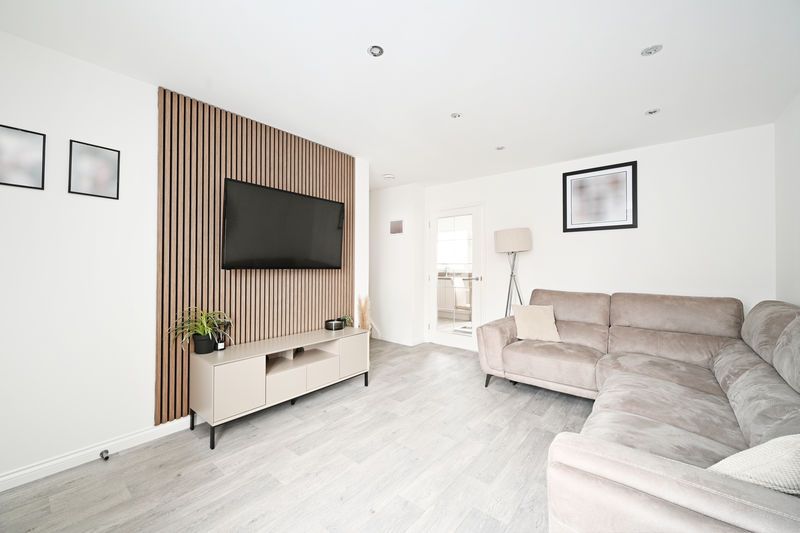 Property photo 2 of 34 Living Room