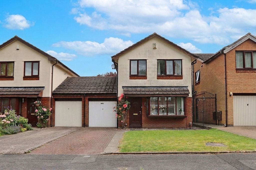 Property photo 1 of 15