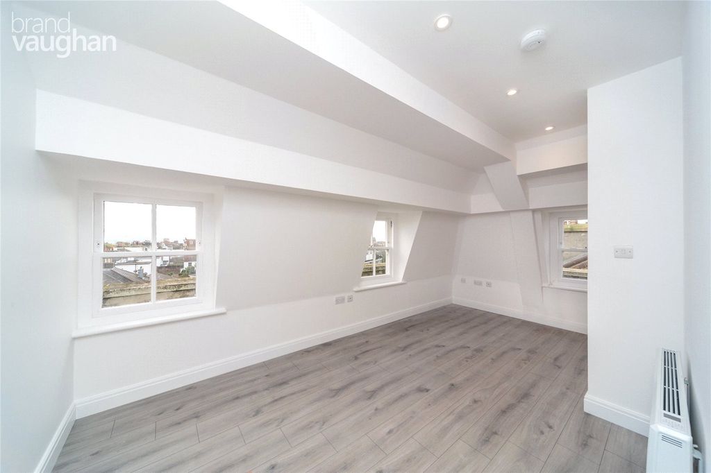 Property photo 1 of 5 Studio Room