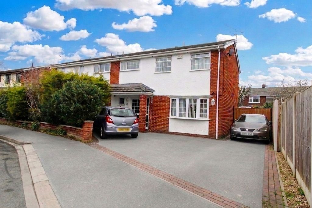 Property photo 1 of 27