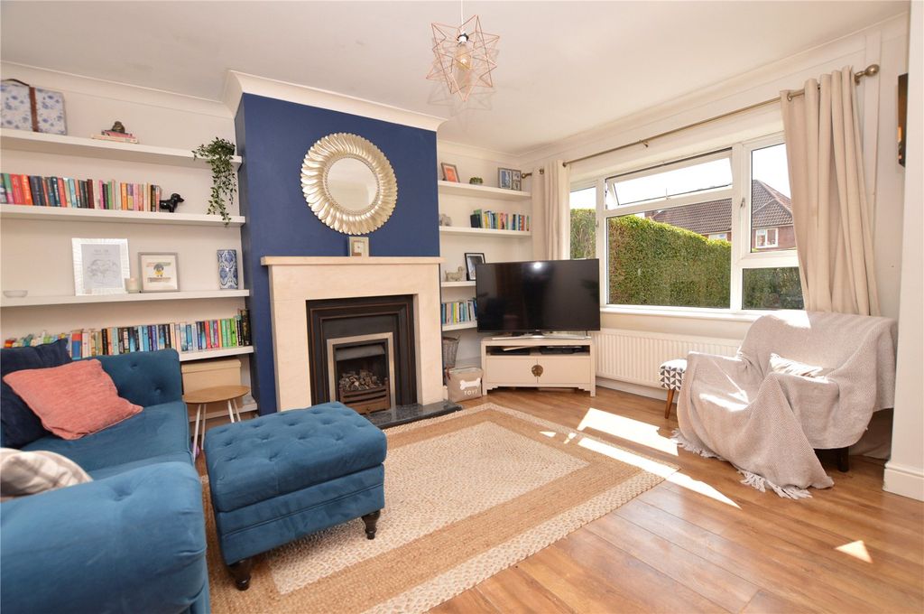 Property photo 2 of 16 Picture No. 08