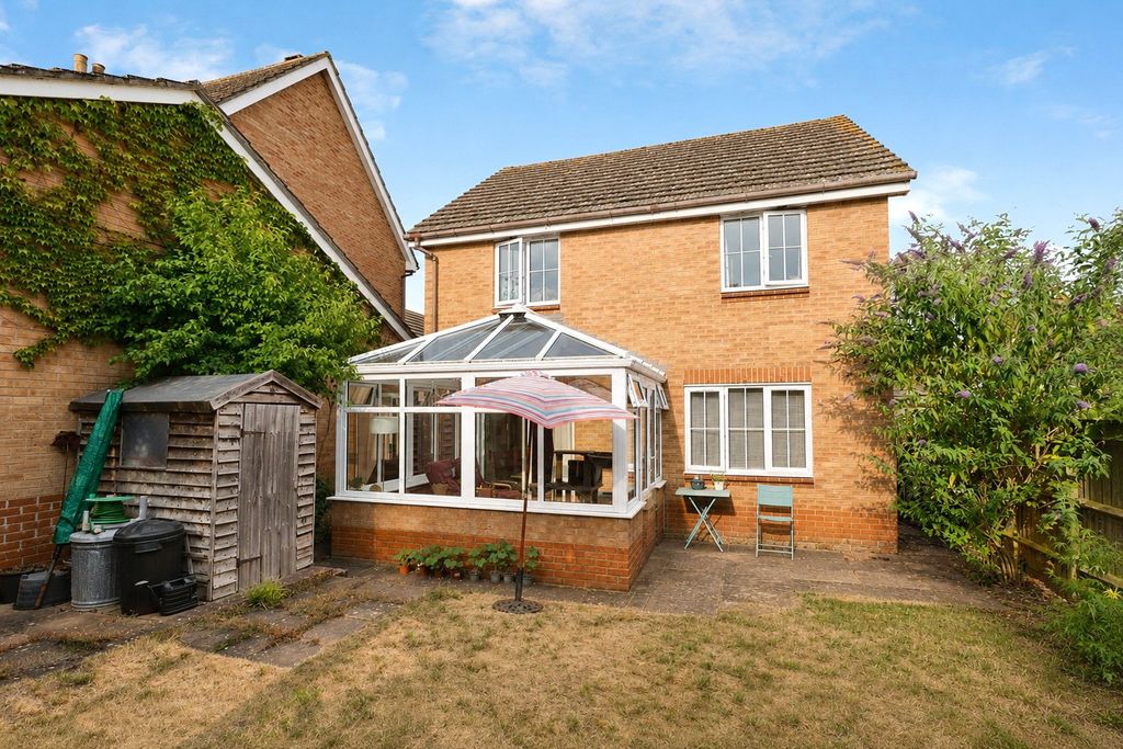 Property photo 2 of 23 Picture No. 29
