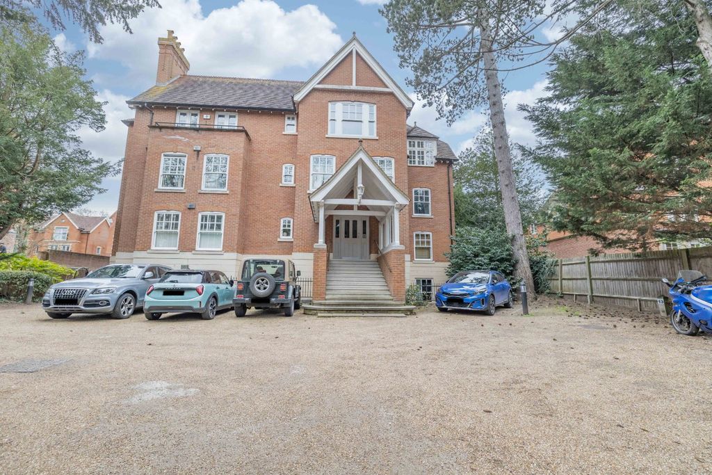 Property photo 1 of 8 Picture 1